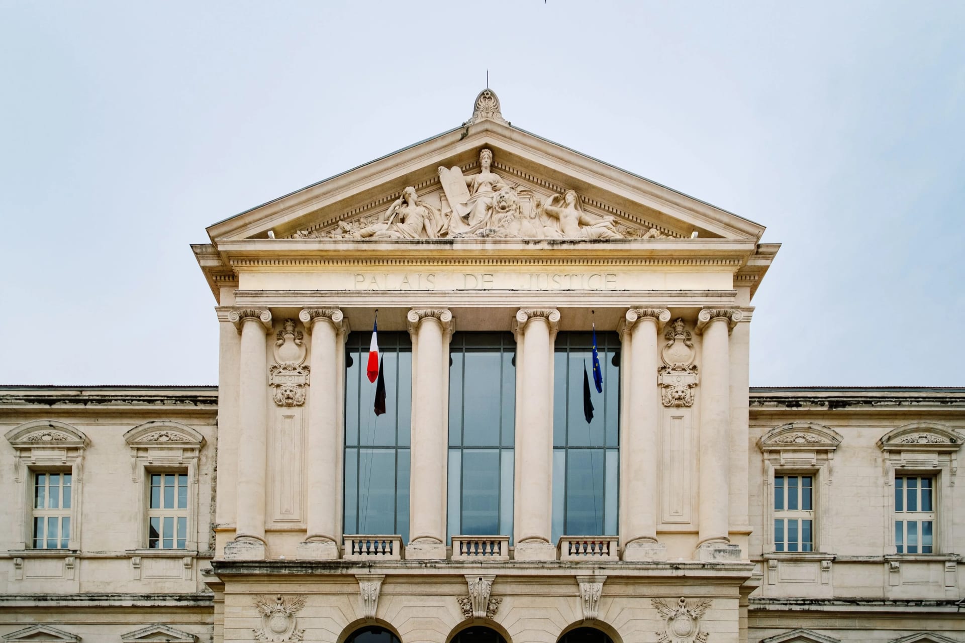 Façade du Palais de Justice de Nice