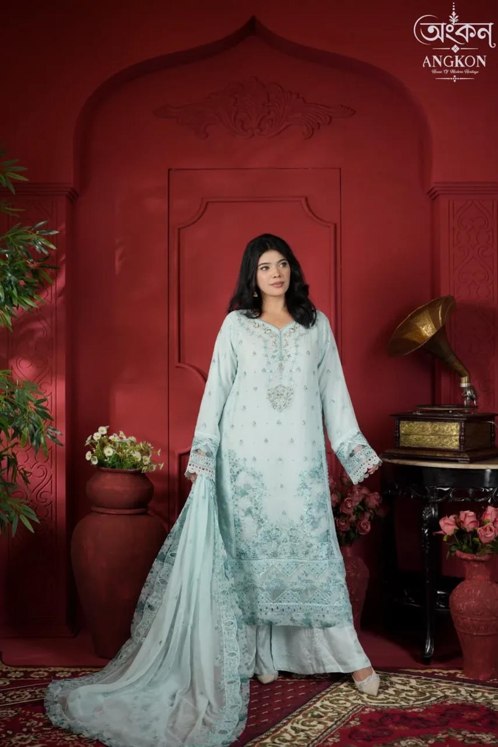 Shabnam – Dastaan | Icy Blue Embroidered Suit