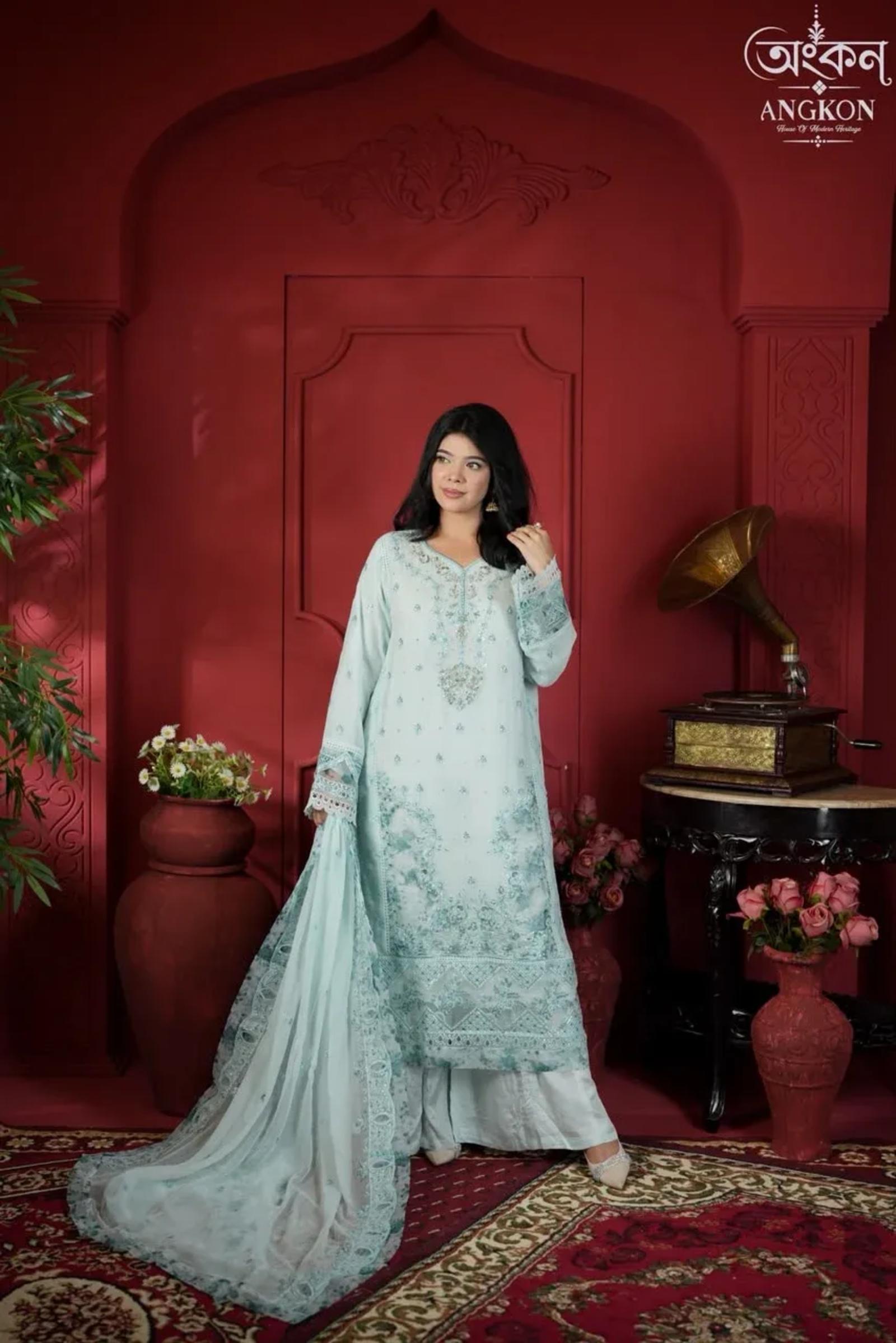 Shabnam – Dastaan | Icy Blue Embroidered Suit