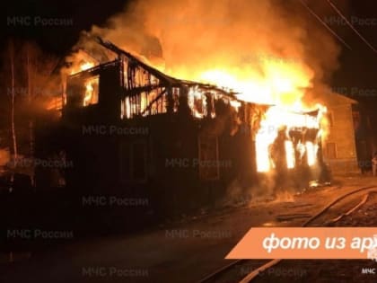 После возгорания частного дома в Будогощи в больницу забрали хозяина