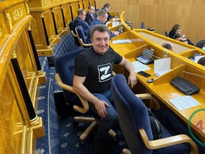 Депутаты ЗакСа Ленобласти согласились на увольнение товарища. Все из-за уголовного дела