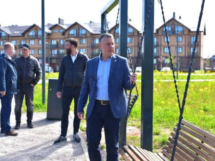 Нацпроект «Жилье и городская среда»: Подрядчик благоустраивает площадку для мероприятий в Берёзовой роще