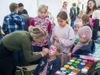 В храме Успения Богородицы начался новый учебный год