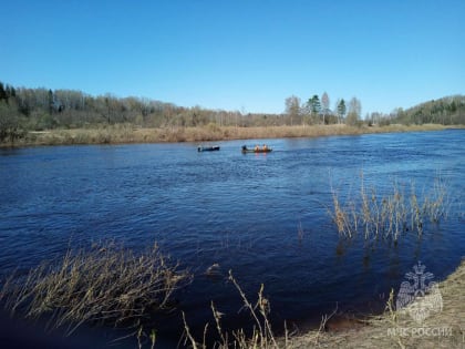 В Поддорском районе продолжаются поиски пропавшего рыбака