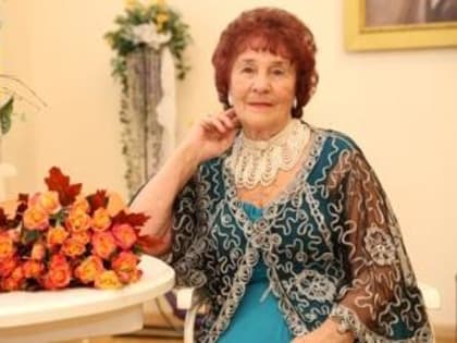 Открытие мемориальной доски заслуженному работнику культуры Российской Федерации Кушнир Изольде Михайловне