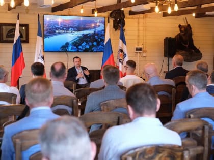 Три дома для учителей построят в Новгородской области
