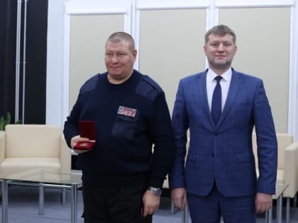 Ветераны Новгорода участвовали в ассамблее «В основе всего человек»