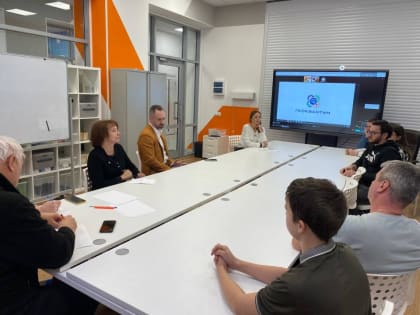 Ученики "Кванториума" рассказали о своем видении организации деятельности стадиона "Волна"