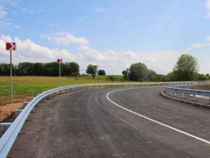 В 2024 году в Новгородской области отремонтируют не менее 300 км дорог