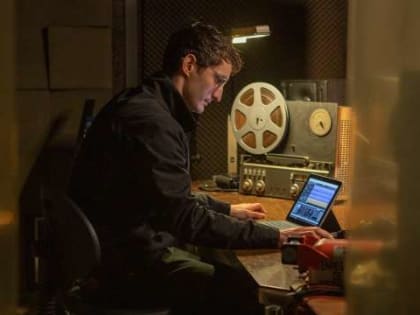 В Великом Новгороде покажут триллер о расследовании авиакатастрофы в Альпах «Чёрный ящик»