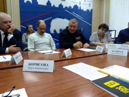 В Новгороде обсудили введение в школьную программу уроков НВП