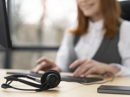 Жители региона могут узнать на «горячей линии» о выездном обслуживании Роскадастра