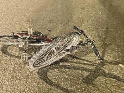 В Великом Новгороде под колесами автомобиля погиб пожилой велосипедист
