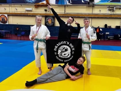 Новгородские спортсмены поднялись на пьедесталы почета чемпионата и первенства России по джиу-джитсу