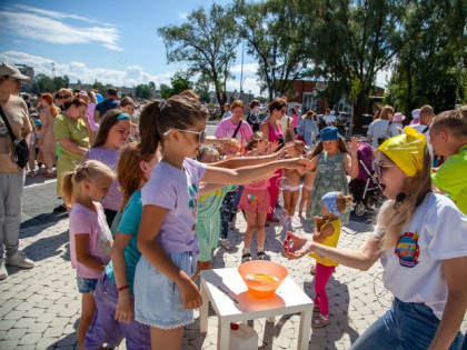 В Великом Новгород ярко и масштабно прошел «Семейный пикник»