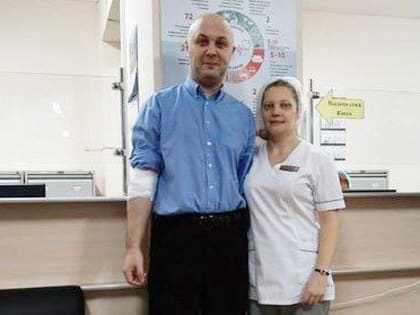 Связанные одной кровью: новгородские супруги-медики стали донорами