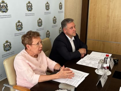 ​Состоялась рабочая встреча депутатов Думы Великого Новгорода и членов Общественной палаты Новгородской области