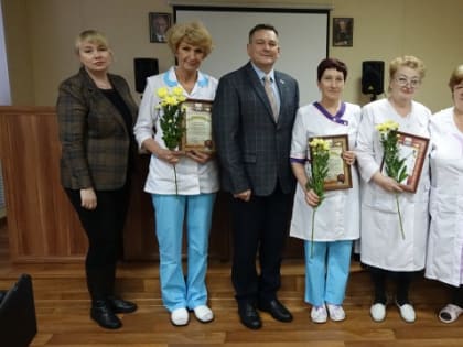 Медицинские работники награждены Почётными грамотами Думы Великого Новгорода