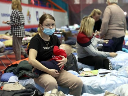 Стало известно, где разместят первых беженцев с Донбасса