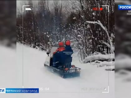 В Новгородской области ремонтные бригады энергетиков продолжают восстанавливать обрывы линий электропередачи