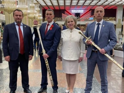 Великий Новгород и Старая Русса получили «Мечи Победы»