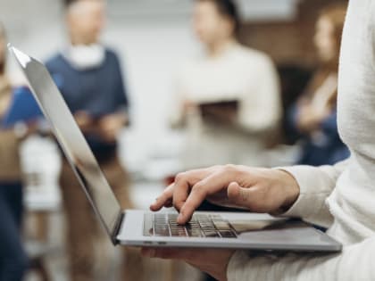 В рамках нацпроекта 116 работников Центра занятости Новгородской области повысят квалификацию