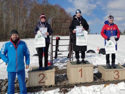 Открытые соревнования по лыжным гонкам на призы мебельной фабрики «Волхова»