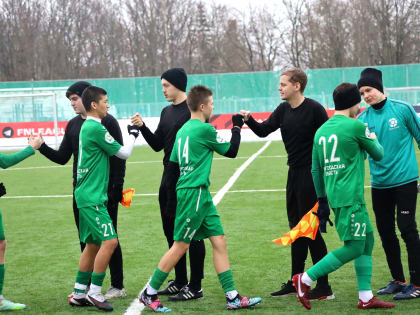 Юные футболисты спортивной школы «Электрон» провели три товарищеских матча