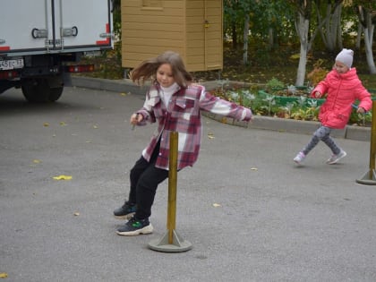 В Великом Новгороде состоялся семейный спортивный праздник «Покровский забег - 2022»