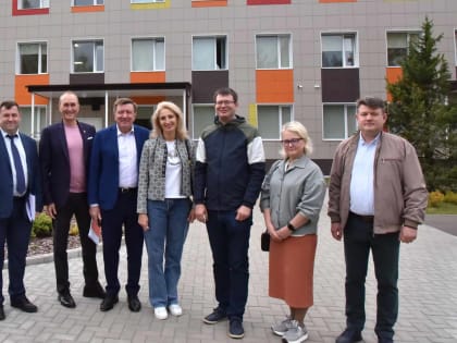 ЭКСПЕРТЫ ИЗ ВЕДУЩЕГО ПЕТЕРБУРГСКОГО ПЕРИНАТАЛЬНОГО ЦЕНТРА В ВАЛДАЙСКОМ ММЦ ФМБА РОССИИ: ПЕРСПЕКТИВЫ ВЗАИМОДЕЙСТВИЯ ОЧЕВИДНЫ