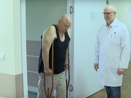 В Новгородской областной больнице провели уникальные операции на коленных суставах