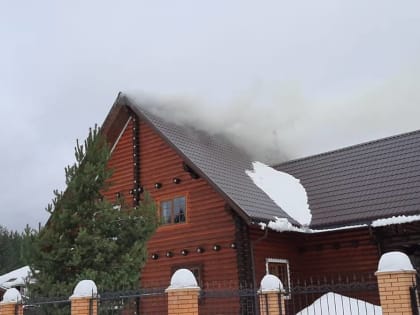 В Пестово на улице Филадельфина произошел пожар