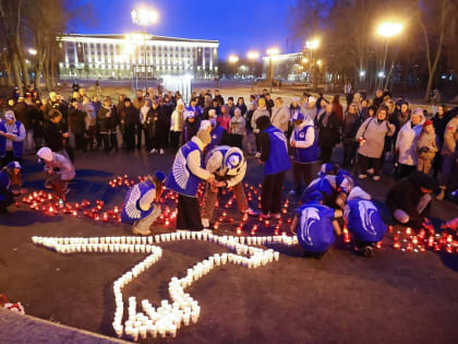 В Великом Новгороде прошла акция в память о жертвах теракта 22 марта