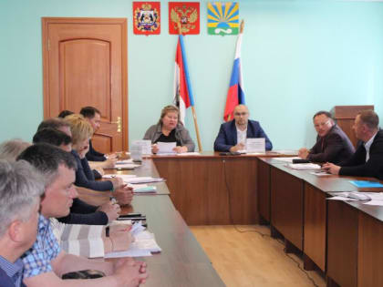 Готовь сани летом, а телегу - зимой