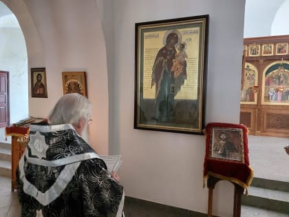 Митрополит Лев совершил Литургию Преждеосвященных Даров в Свято-Юрьевом монастыре