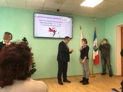 В Угловке Окуловского района 27 семей получили ключи от новых квартир