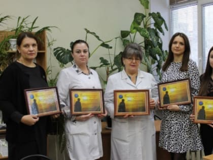 Педагогам Боровичского медицинского колледжа вручили благодарственные письма