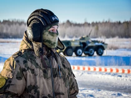 Гранатомёты и БТР. Новгородские росгвардейцы провели учения под Санкт-Петербургом