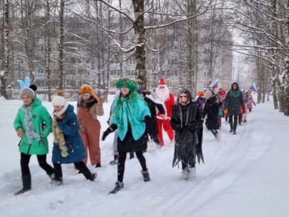 В Боровичах прошёл новогодний сказочный забег