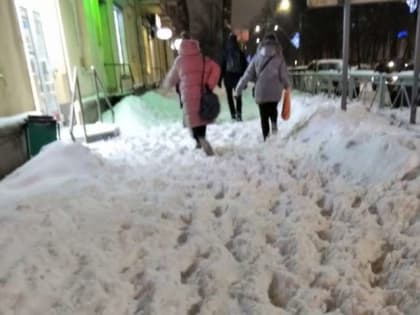 Сергей Бусурин: сообщения новгородцев о неубранных улицах передают подрядчикам