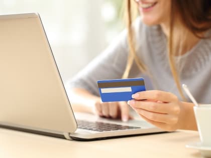 Физические лица могут оплатить имущественные налоги через Портал госуслуг