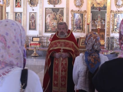 «Без молитвы все усилия будут тщетны»: в Покровском соборе Великого Новгорода совершили молебен об участниках СВО