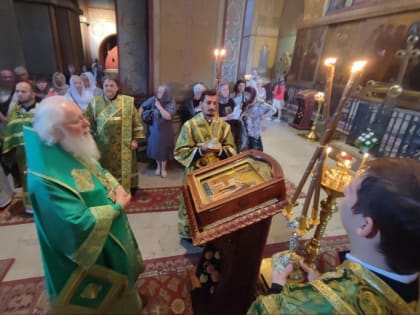 В день памяти преподобного Антония Римлянина митрополит Лев совершил Литургию в Софийском соборе