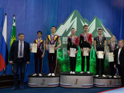 Пьедестал почёта: спортивная акробатика