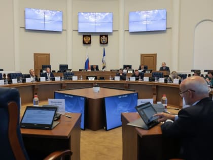 «Единая Россия» поддержала увеличение расходов на соцконтракты