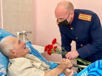 В Новгородской ЦРБ проходит лечение 92-летний ветеран с Украины