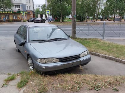 Великий Новгород решили полностью очистить от автохлама