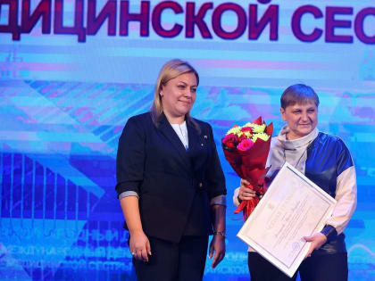 Лучших медсестёр Новгородской области отметили наградами