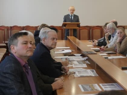 Память новгородца, погибшего в Чеченской Республике, увековечат на фасаде гимназии