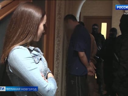 В Великом Новгороде осуждены 23 жителя Новгородской и Псковской областей за мошенничество при страховании автотранспорта в составе преступной группы